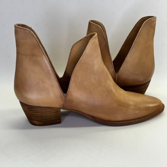 Free People Charm Double V Ankle Boot for Women Size 40 in Tan Leather Urban - Picture 5 of 10